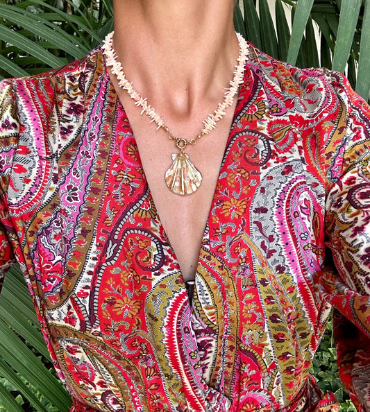 Bamboo shell necklace