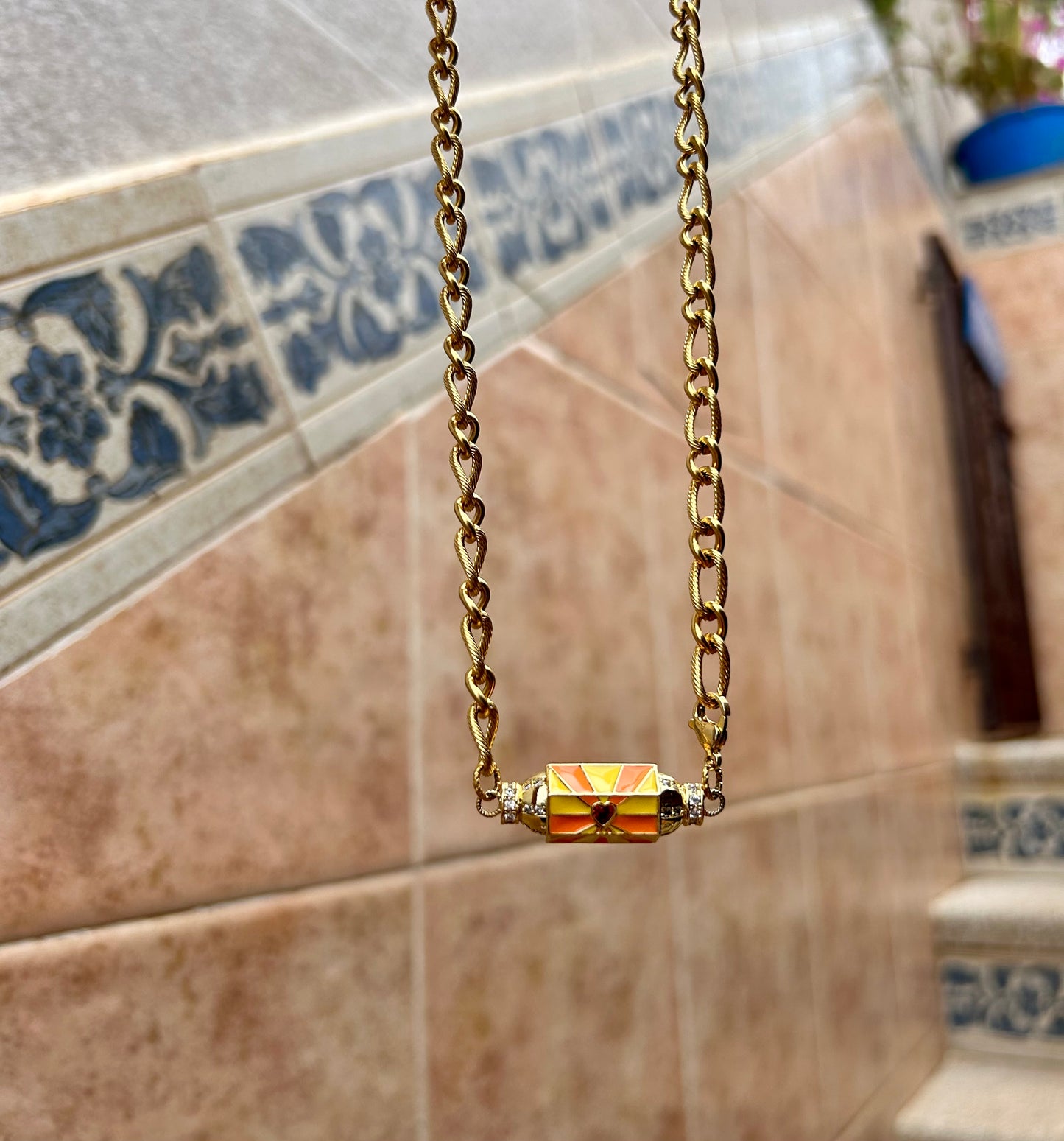 Meave necklace