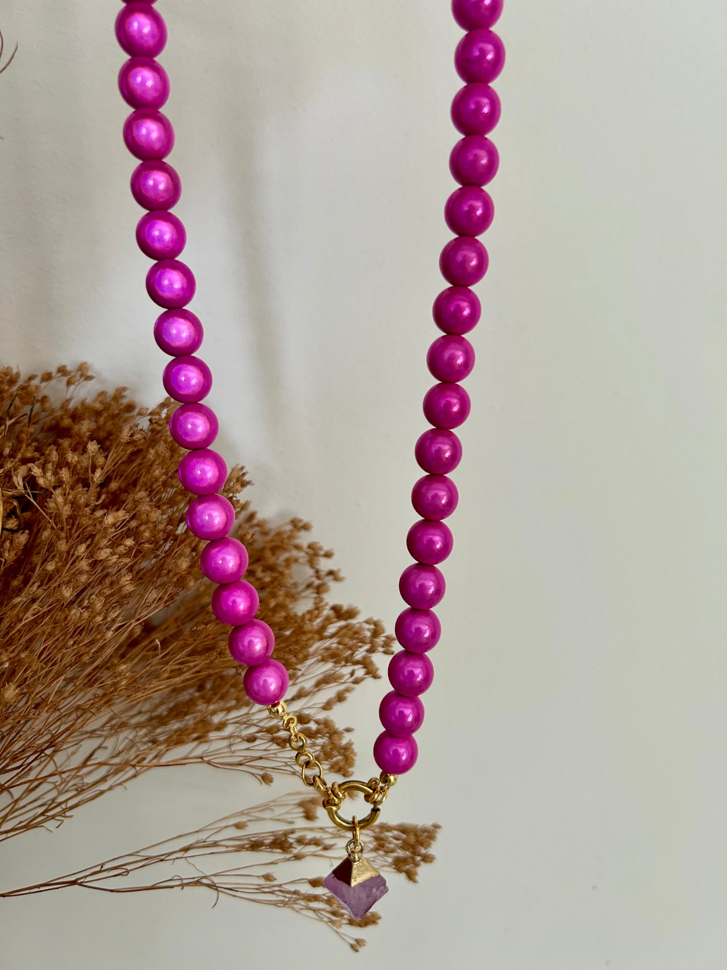 Shiny necklace